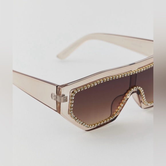 Rhinestone bold light brown square sunglasses - Picture 2 of 4